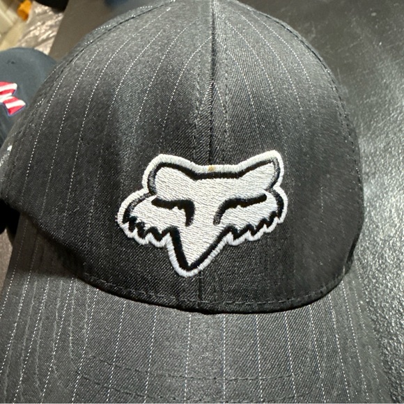 Black Fox Racing Pinstripe Hat Cap S/M Flex fit Spandex Stretch - Picture 3 of 6